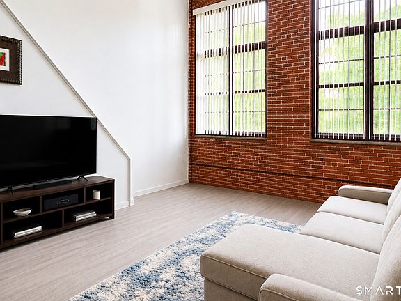 4th image of 839 Main Street #68