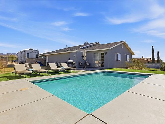 4th image of 9022 N Lariat Drive