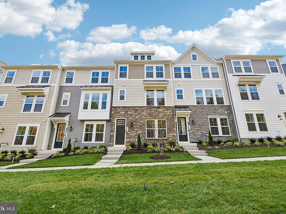 9556 Blue Ash Aly