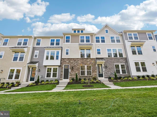 9556 Blue Ash Aly, Fredericksburg, VA 22407