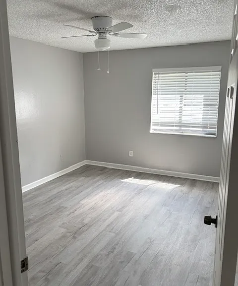 105 Springwood Cir #105-B — Photo 6