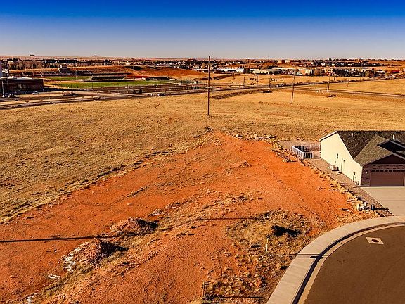 5th image of 1710 Geronimo Way