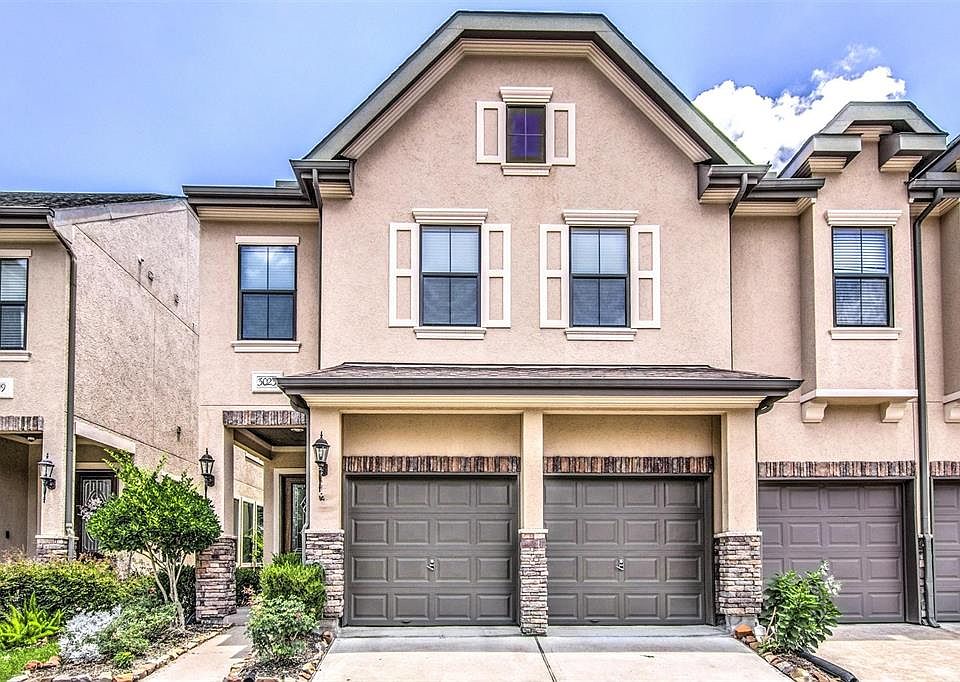 1st image of 3023 Royal Oaks Grv
