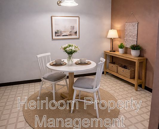 3rd image of 102 10th St Unit 202
