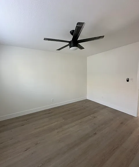 383 W Bay St #7 — Photo 4