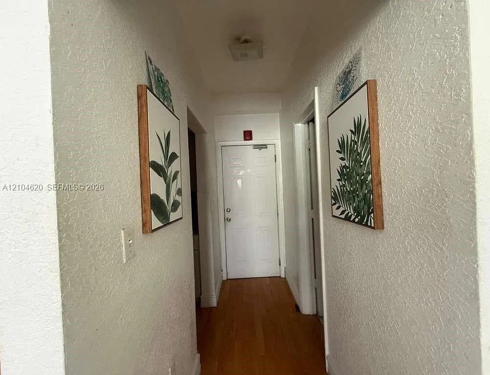 820 Euclid Ave — Photo 1