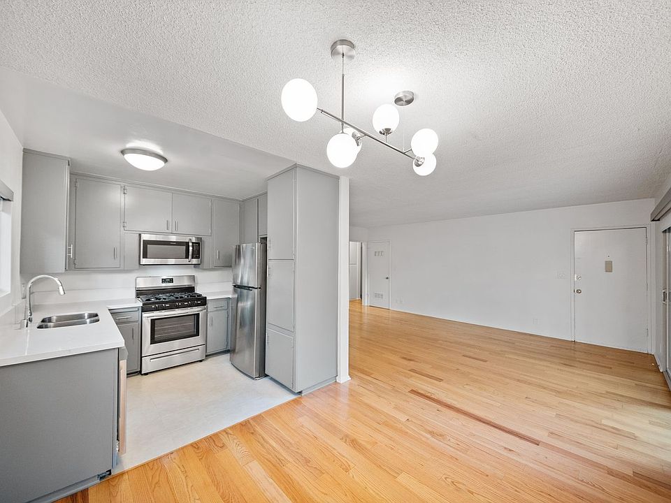 1st image of 1402 S Saltair Ave #2