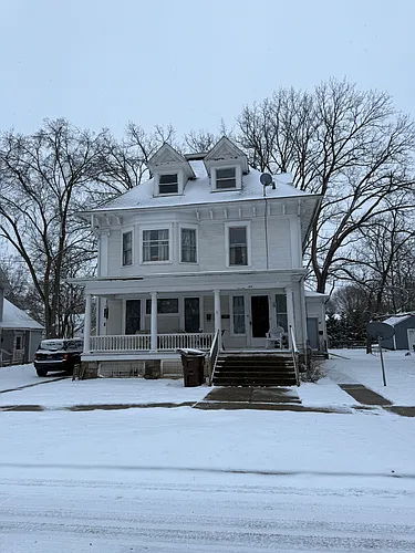 611 W Prospect St #2 Photo 1