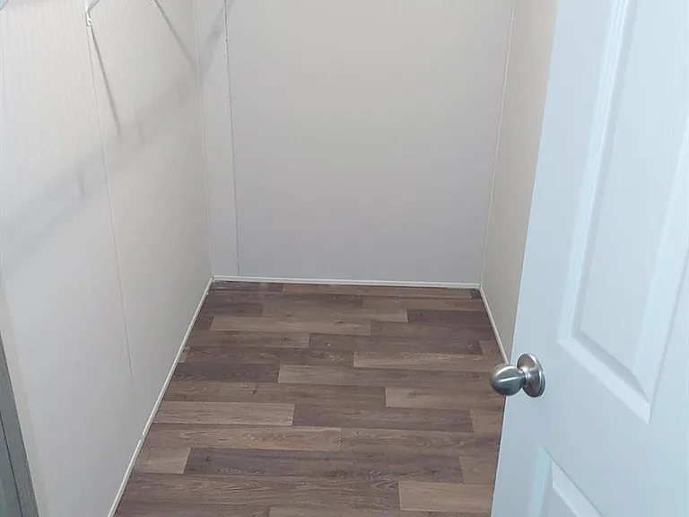 506 SE San Jose St — Photo 5