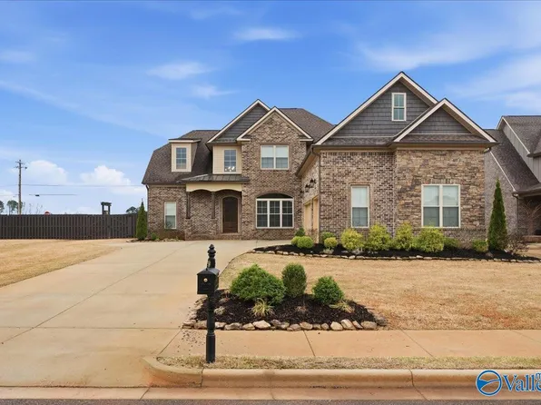 22483 Ansley Dr, Athens, AL 35613