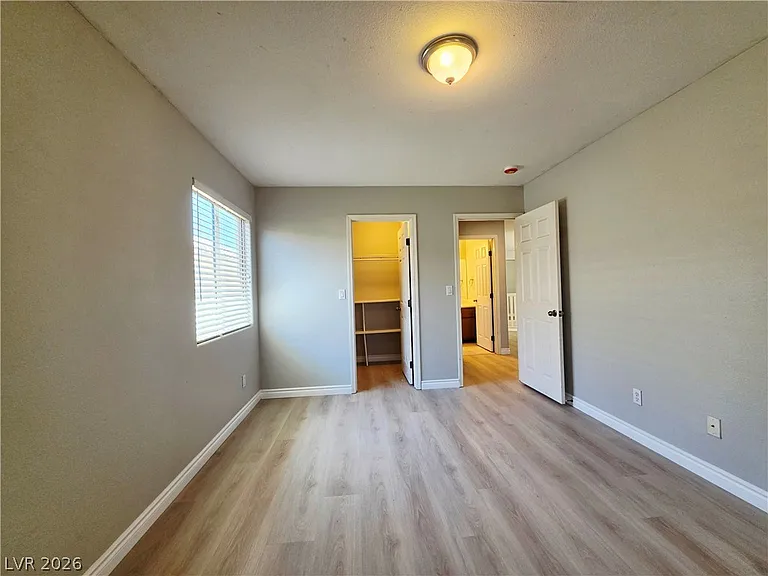 3549 Bella Sovana Ct — Photo 36