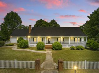 414 Giggle Dr, Laurens, SC 29360