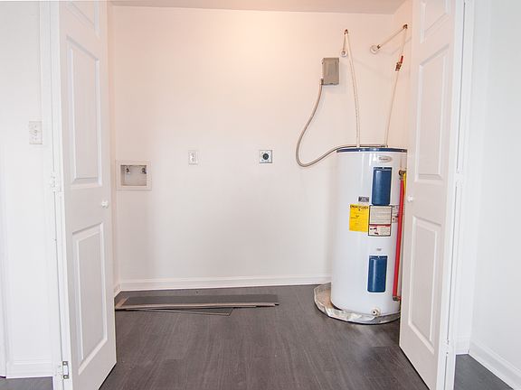 3rd image of 2329 Odin St