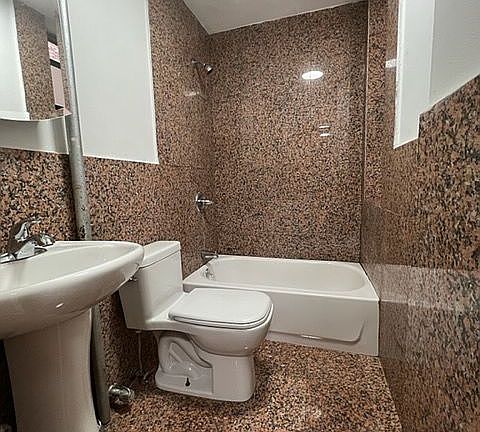 3rd image of 142 W 109th St APT 3w