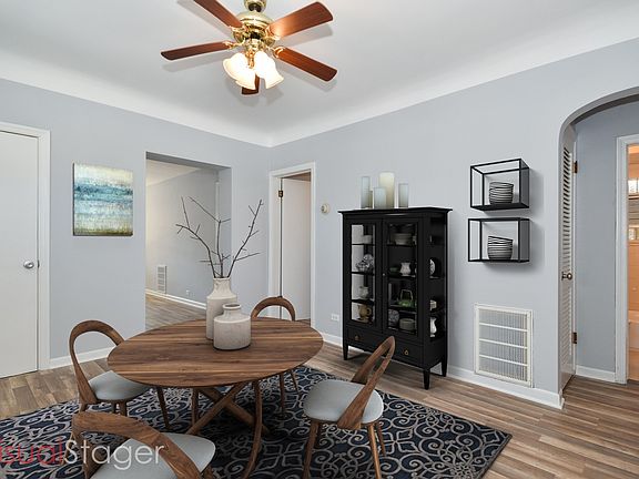 5th image of 6618 W Montrose Ave