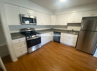 10737 S Keating Ave APT 301, Oak Lawn, IL 60453
