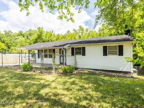 2320 Midway Rd, Knoxville, TN 37914