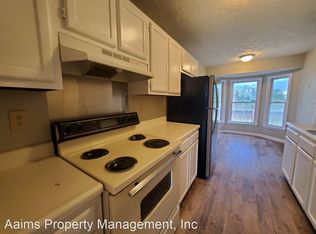 6233 Withers Dr, Fayetteville, NC 28304