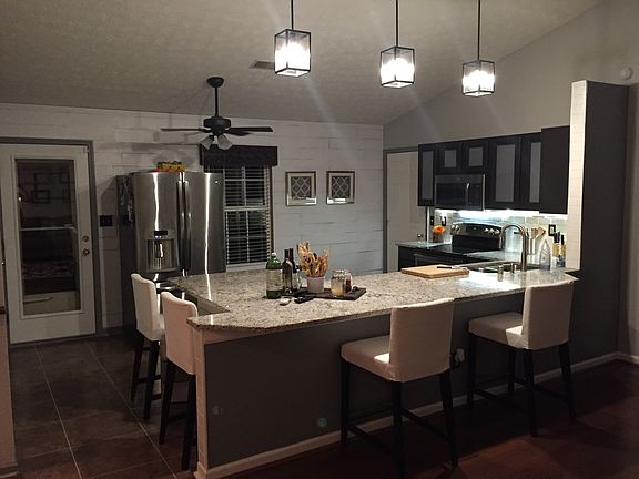 3rd image of 2817 Ashby Glen Pl