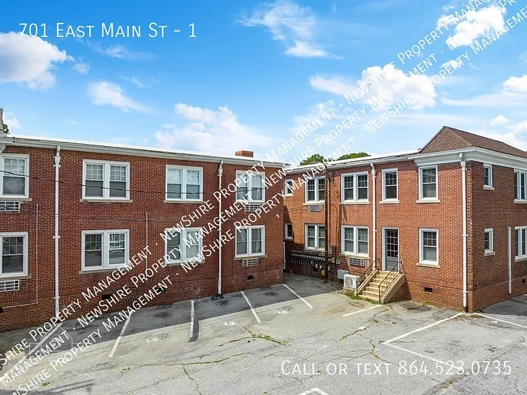 701 E Main St #1 — Photo 22