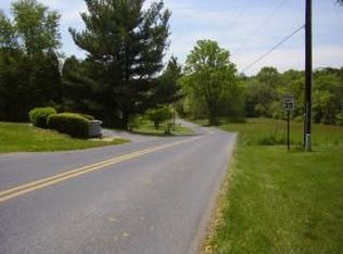 905 W Penn Grant Rd, Willow Street, PA 17584