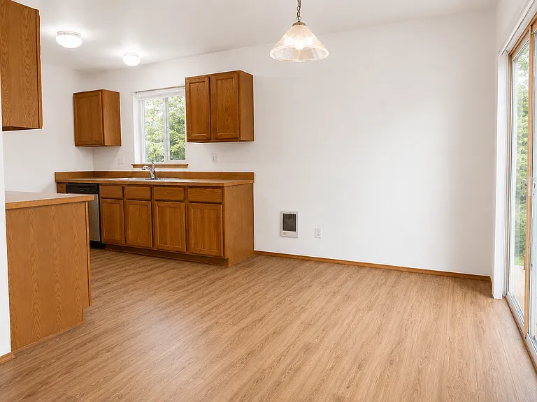 1101 10th St #31 — Photo 3