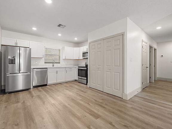 3rd image of 3812 N 51st St #A