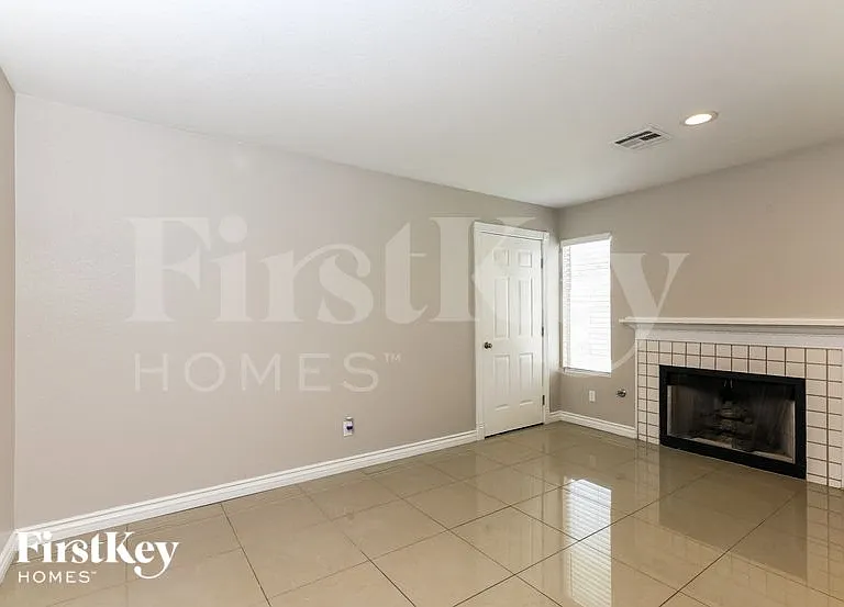 6962 Antell Cir — Photo 6