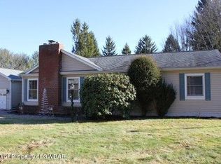 287 Country Club Rd, Dallas, PA 18612