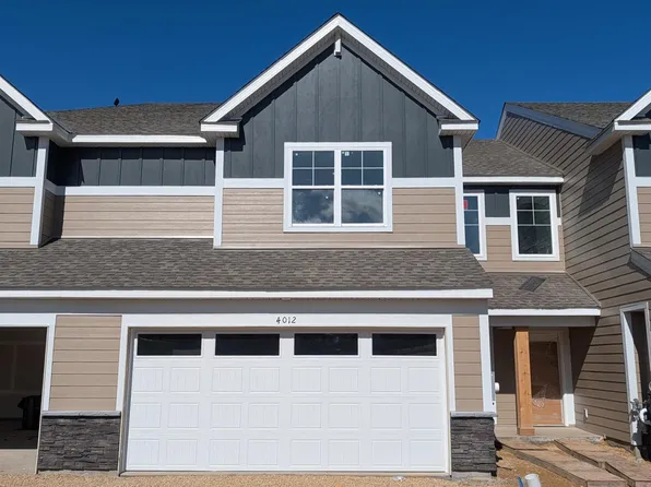 4012 Hayward Ave N, Oakdale, MN 55128