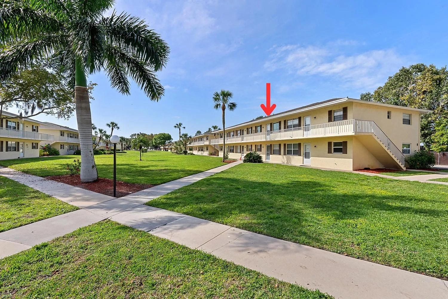 2 bed, 600 sqft, $1,750 — Photo 1