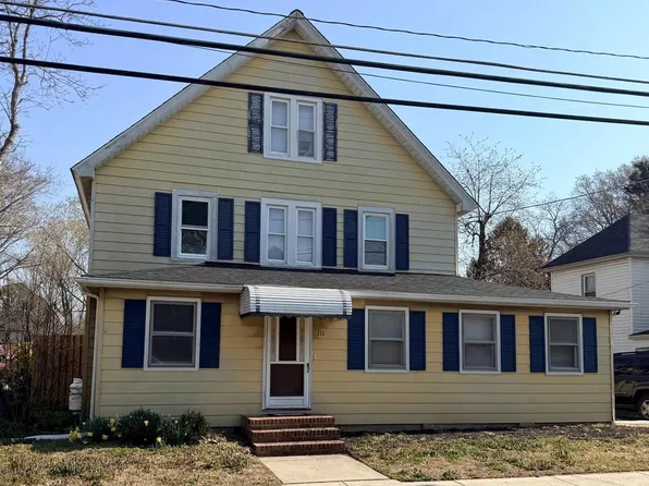 111 E Lillian St, Hebron, MD 21830