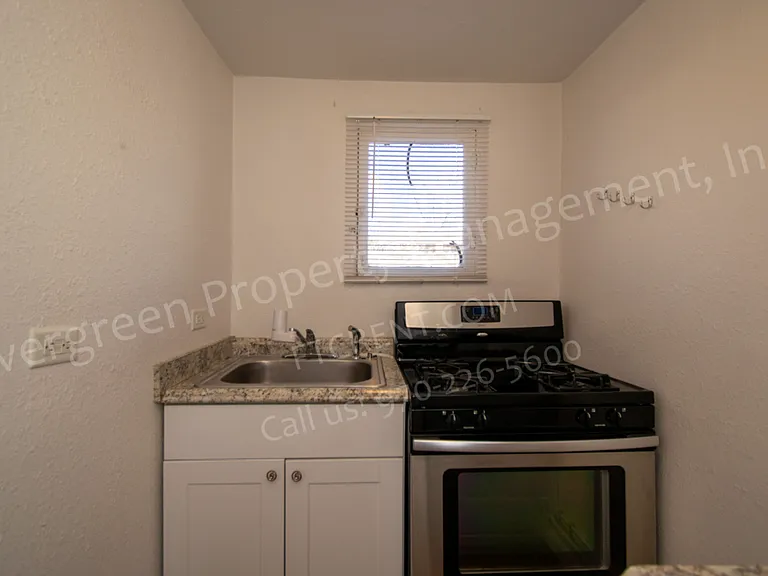 168 S Lincoln Ave — Photo 17