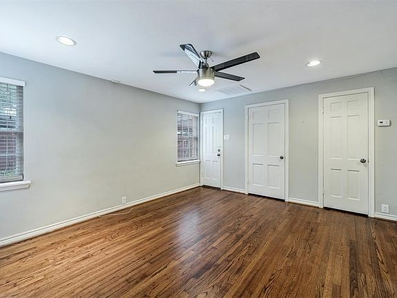 4th image of 3934 Buena Vista St