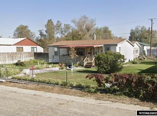 422 Morgan Ave, Mills, WY 82644
