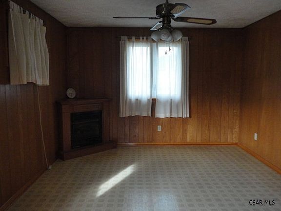 3rd image of 419 Beachley St