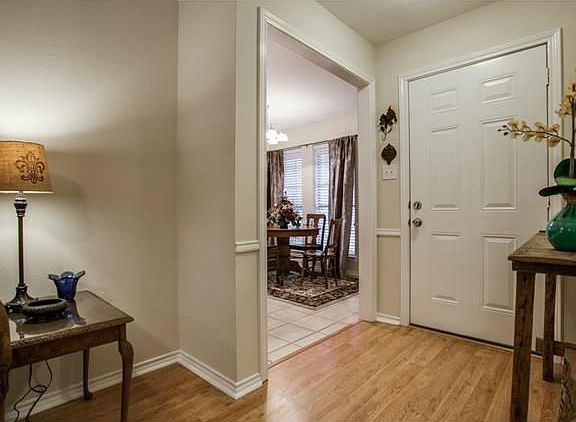 2nd image of 101 Teakwood Dr