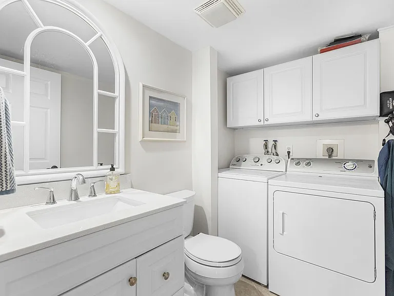 5674 SE Riverboat Dr #131 — Photo 18