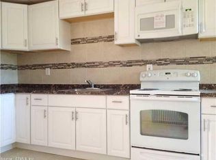 17 Williams St, New London, CT 06320