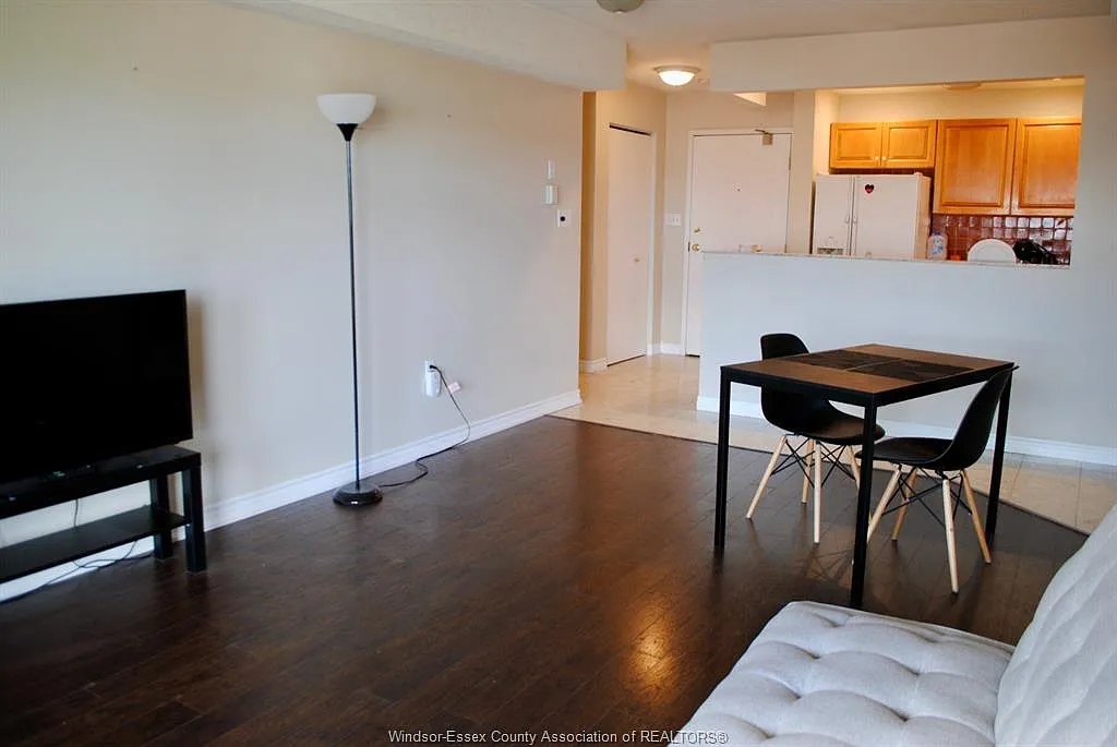 2 bed, 2.0 bath, $2,200 — Photo 3
