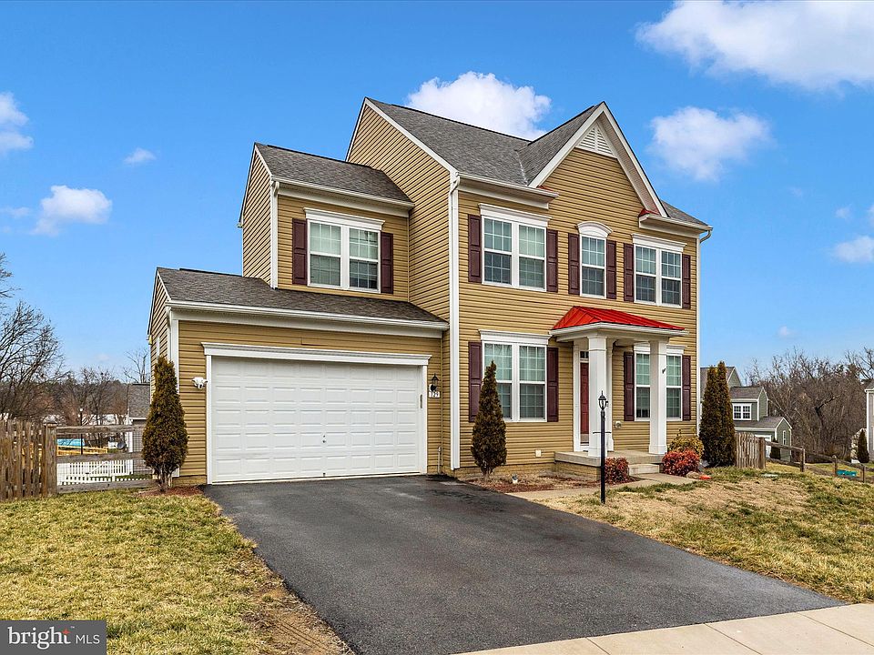 1st image of 129 Stonecrest Cir