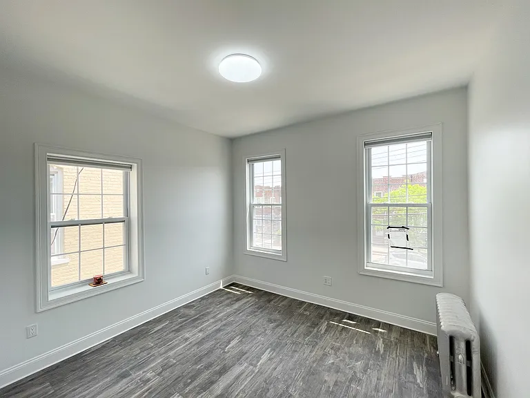 20-60 45th St #2A — Photo 7