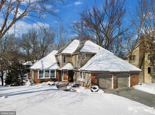 4817 Whispering Ct, Eagan, MN 55122