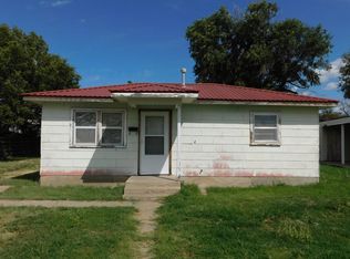 1519 N Beaver St, Guymon, OK 73942