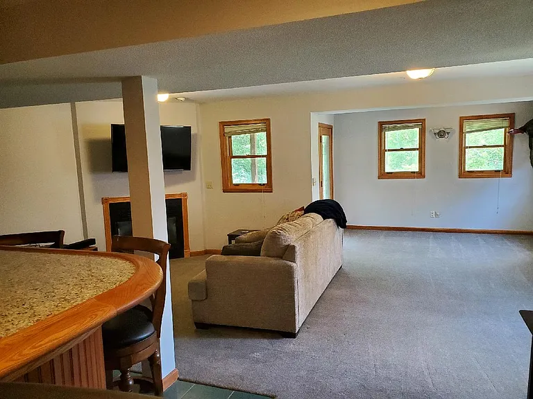 3532 Wolf Rd — Photo 36