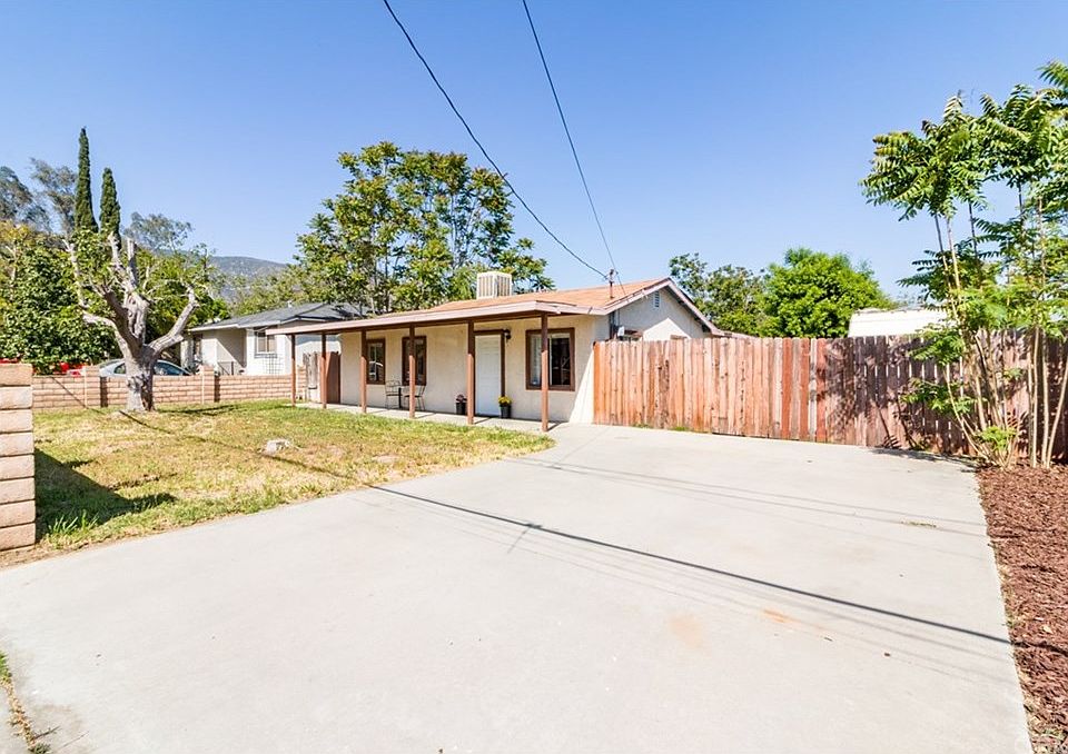 2nd image of 4223 Cedar Dr
