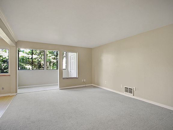 4th image of 1015 W Nickerson St APT 114
