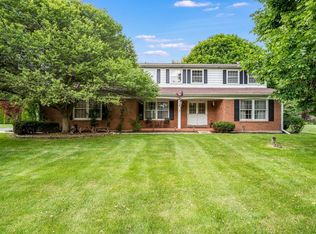 904 Holly Ct, Dundee, IL 60118