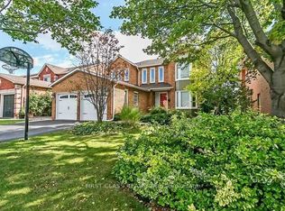 1120 Goodson Cres, Oakville, ON L6H4A5