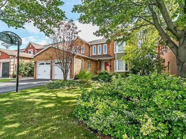 1120 Goodson Cres, Oakville, ON L6H 4A5